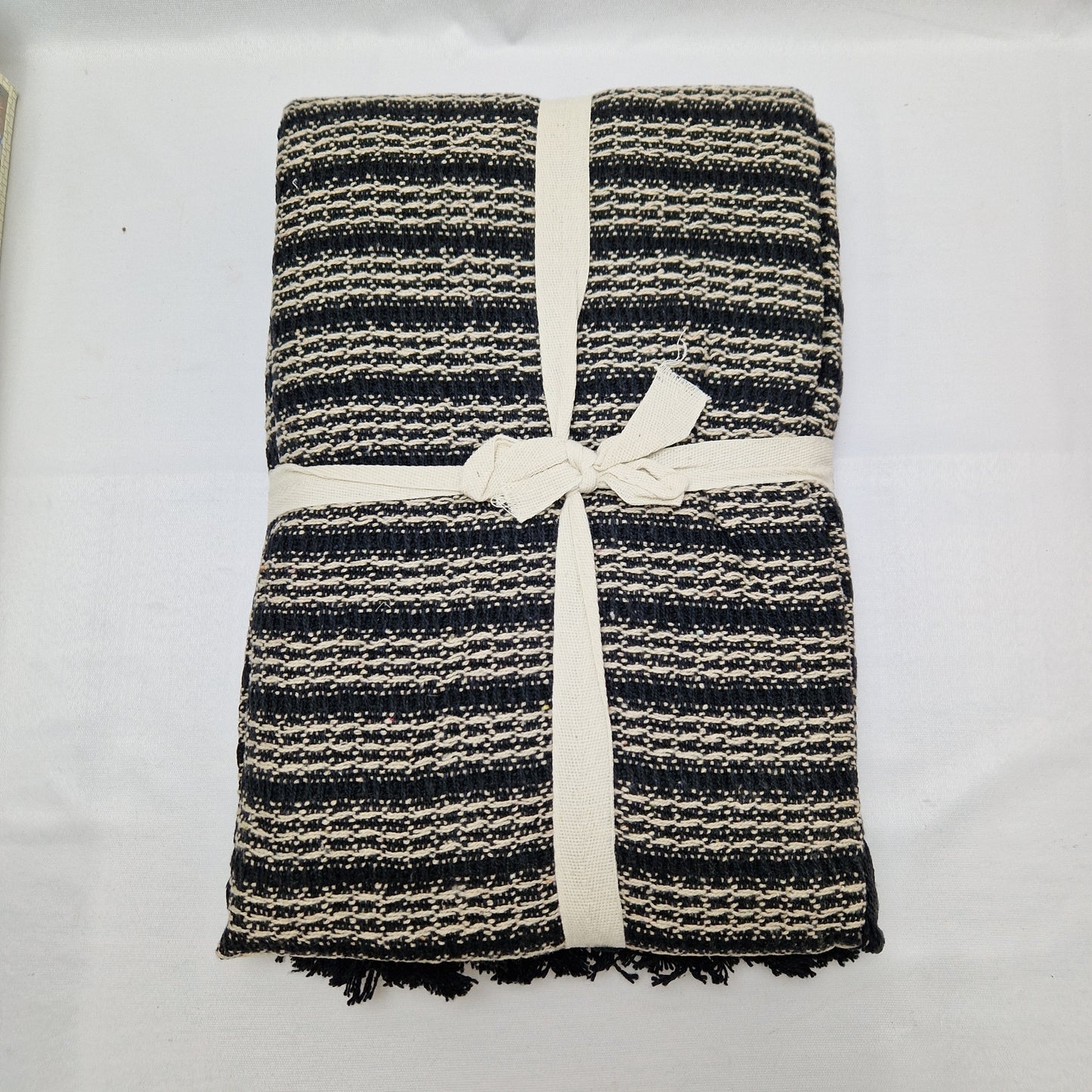 Beamfeature Country Club Milan Throw - Black / Natural Stripe