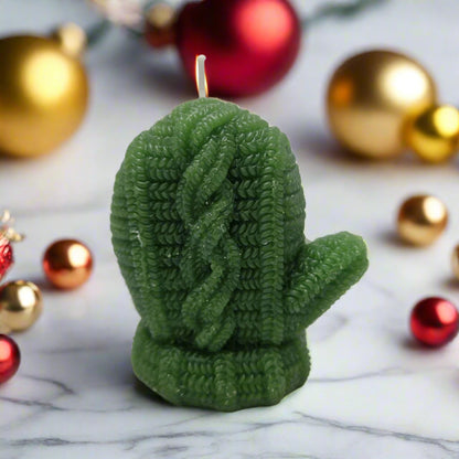 SiL Christmas Cosy Mitten 3D Shaped Candle