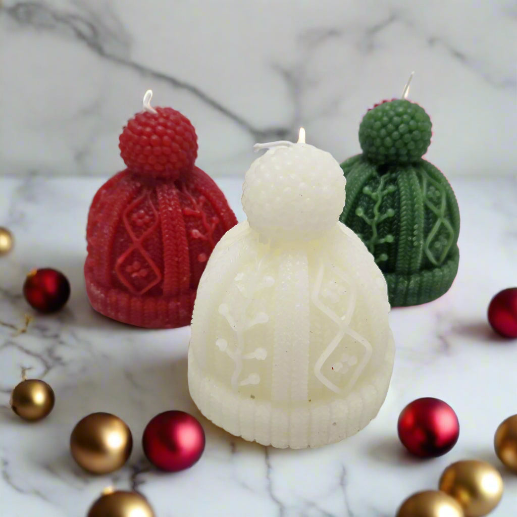 SiL Christmas 3D Christmas Beanie Hat Shaped Candle