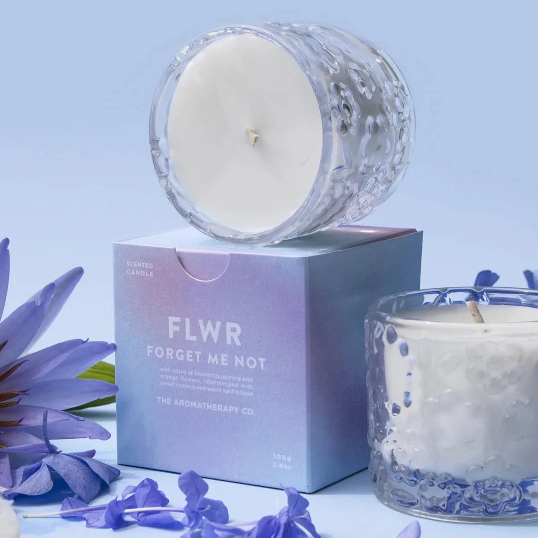 The Aromatherapy Co. FLWR Scented Candle - Forget Me Not