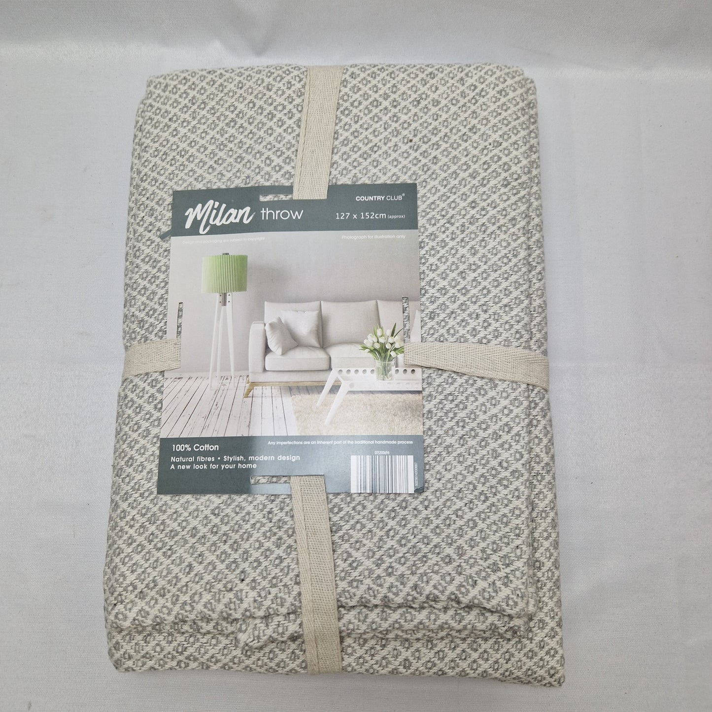 Beamfeature Country Club Milan Throw - Grey / White Small Diamond Pattern