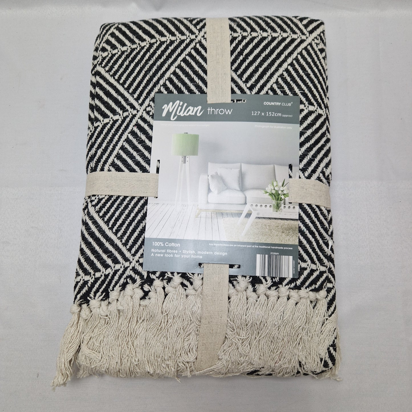 Beamfeature Country Club Milan Throw - Natural / Black Diamond Pattern